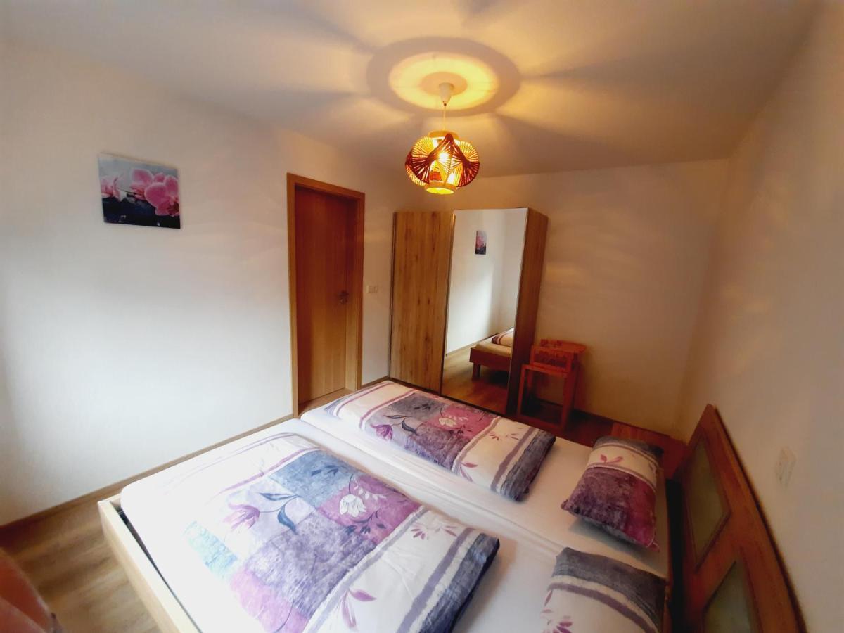 Unsere Ferienwohnung In Lengenfeld. Lengenfeld  Luaran gambar